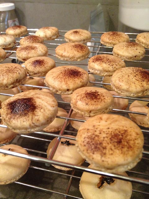 Macaron Shells Cooling