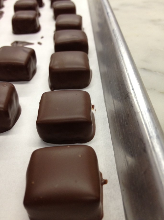 Nicely dipped, with no feet